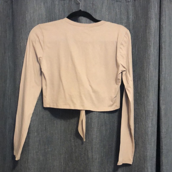 NWT lovers +friends tan crop top - Picture 3 of 5